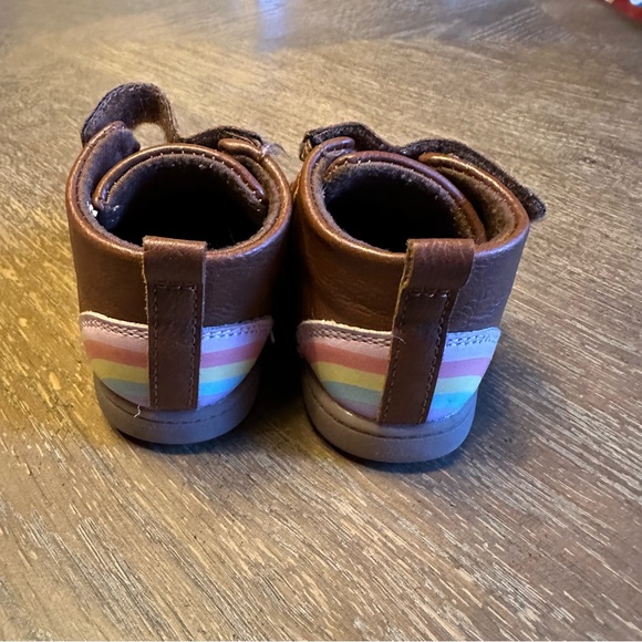 Carters Brown Leather First Walker Shoe size 3 - Picture 3 of 9